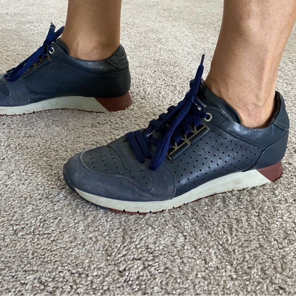 barracuda made in italy men's sneakers. US sz 9